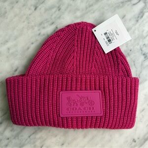 Coach Fuchsia Ribbed Beanie winter hat NWT